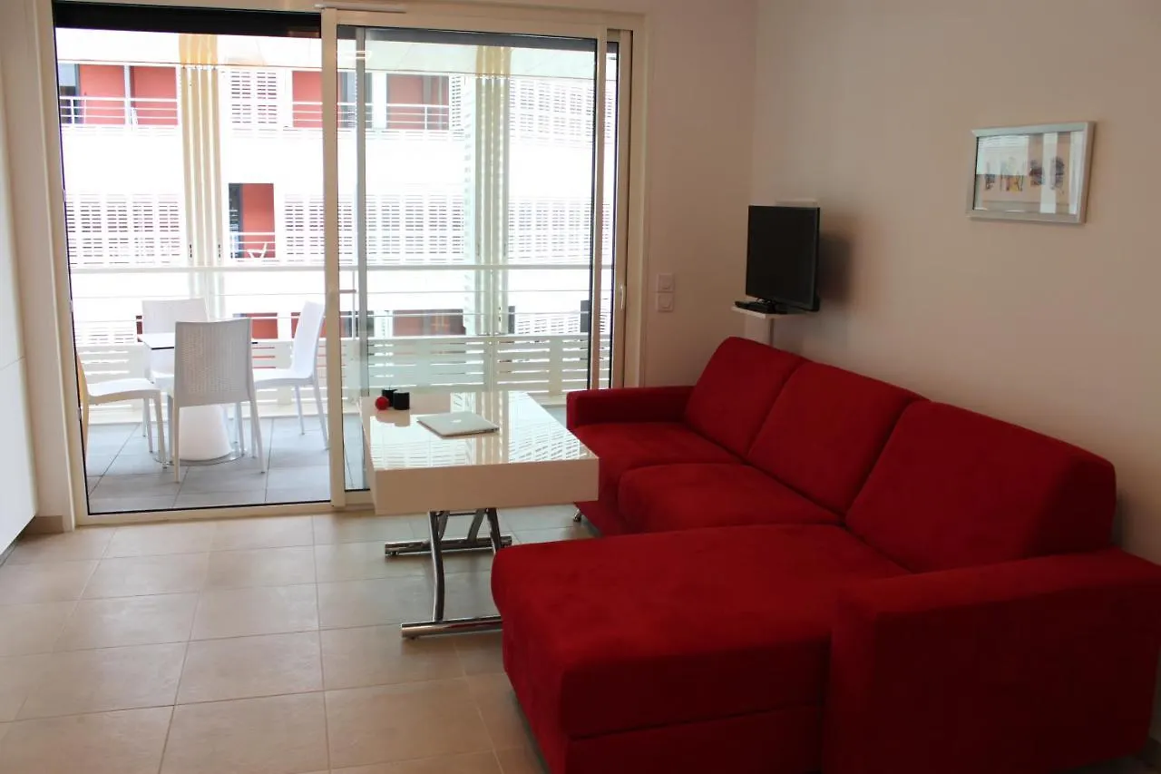 Vacances A Nice Terrasse Ensoleillee & Parking A La Gare Du Sud 0*,  Frankrijk