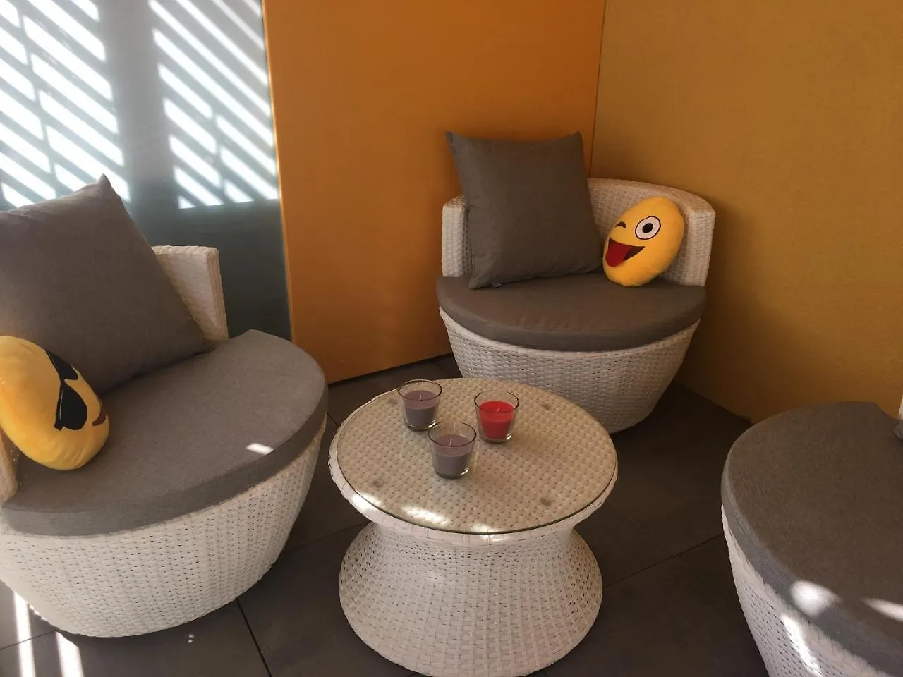 Appartement Vacances A Nice Terrasse Ensoleillee & Parking A La Gare Du Sud Frankrijk